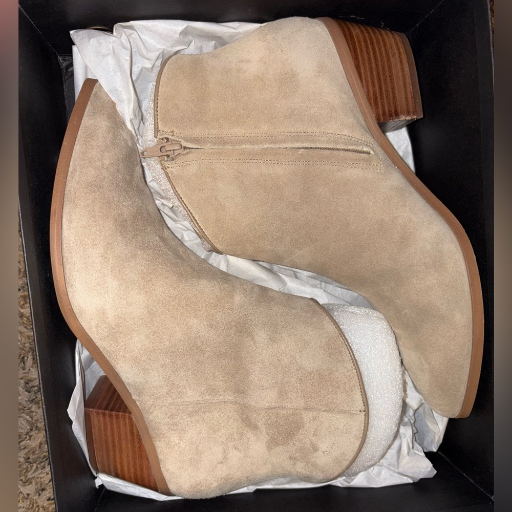 Banana Republic cowboy booties